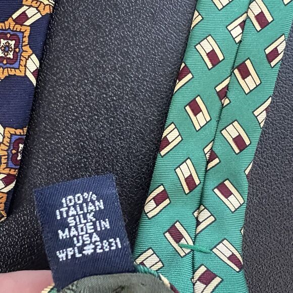 Tommy Hilfiger Men's Traditional Italian Silk Tie Geometric Made in USA 57" - Picture 5 of 7